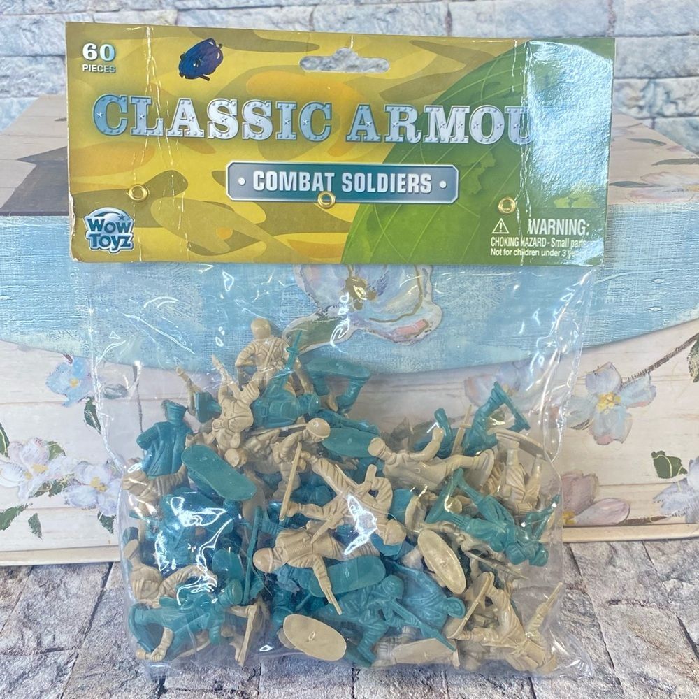 Classic Armour Combat Soldiers NWT Plastic Toy Army Men